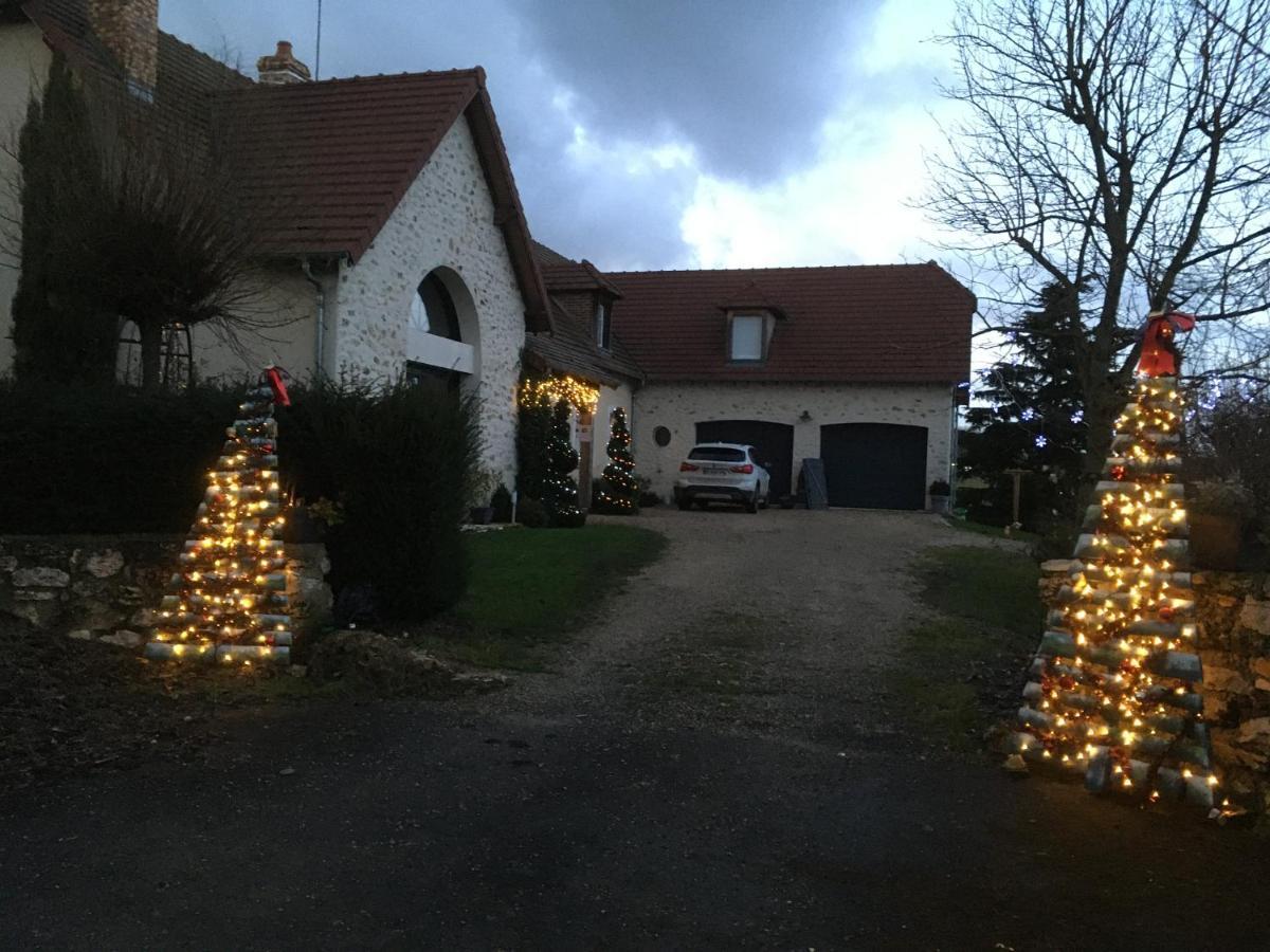 Les Rougemonts Eucalyptus Hotel Champguyon Exterior photo